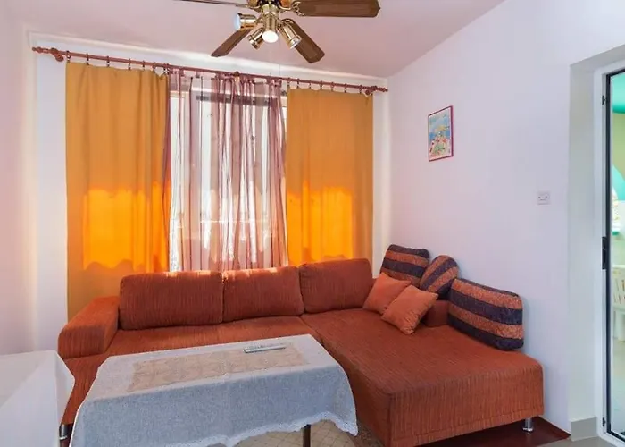 Apartments Tina
