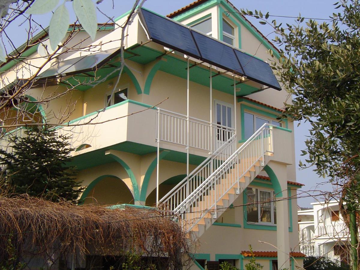 Apartment Tina *